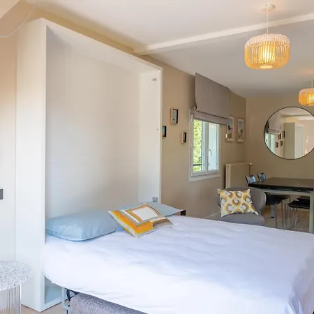 Les Ecureuils Nyaraló